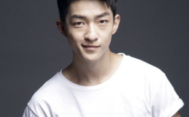 专门讲娱乐圈吃瓜的博主,明星幕后真相大曝光！